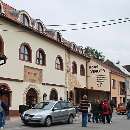 Hotel Vinopa Густопече Экстерьер фото